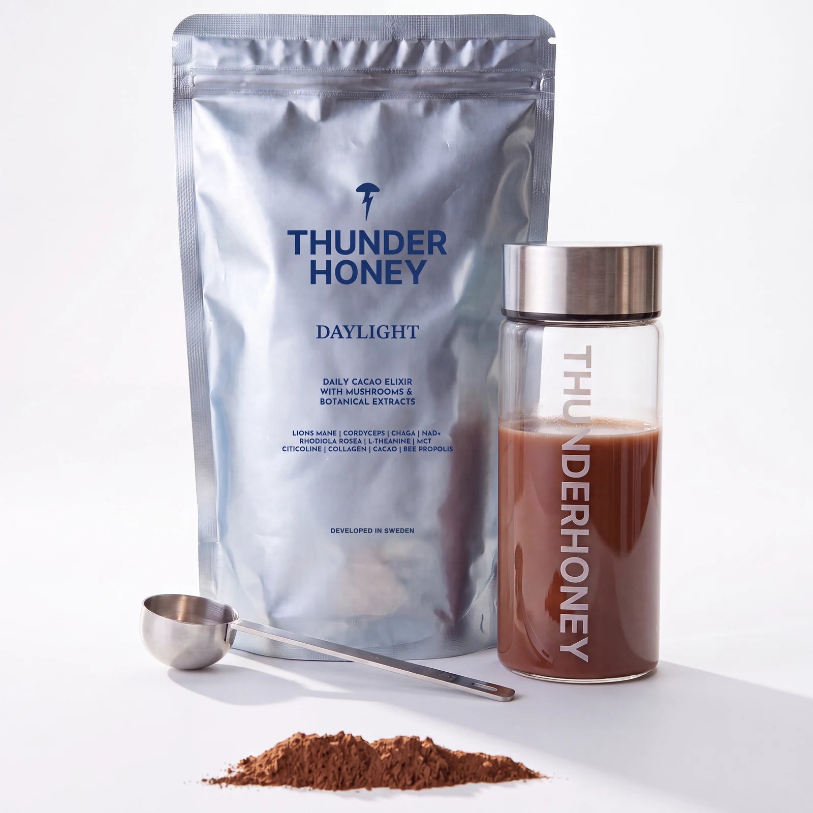 Thunder Honey pouch, prepared drink and cacao powder
