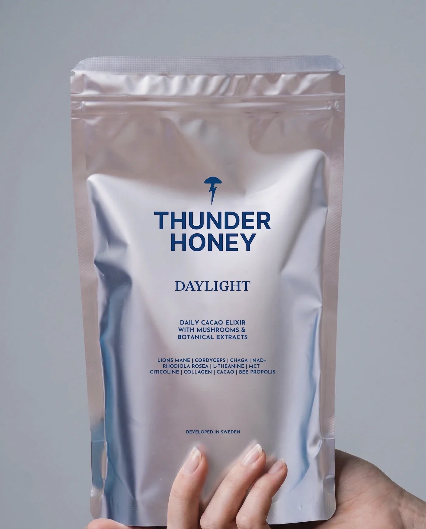 Relaxed recovery moment, the calm Thunder Honey lifestyle